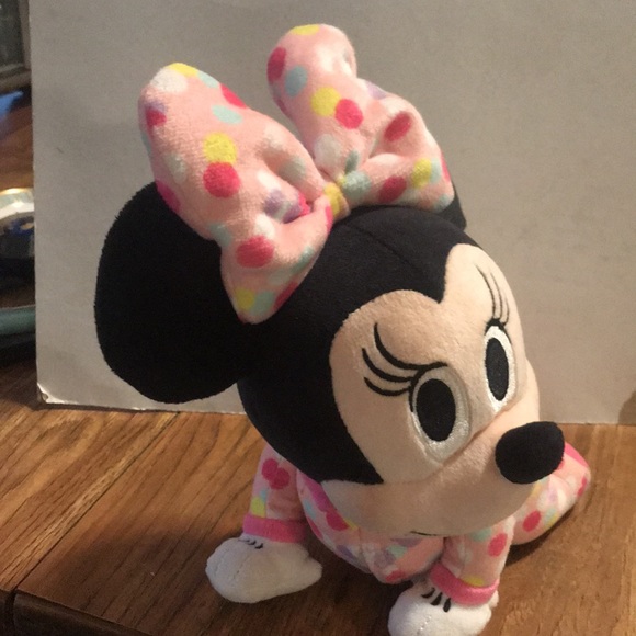 New!  Talking n crawling Minnie Mouse doll  about 10”-7”.  Perfect condition - Picture 8 of 9